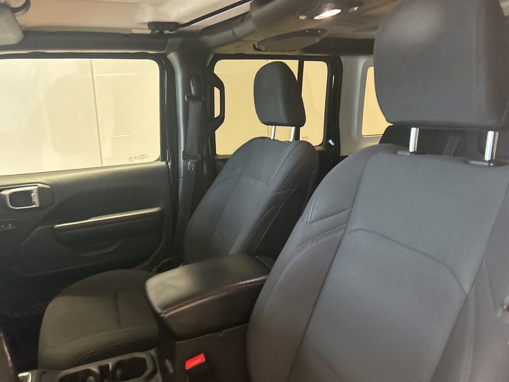Used 2018 Jeep Wrangler Unlimited Sport S image 5