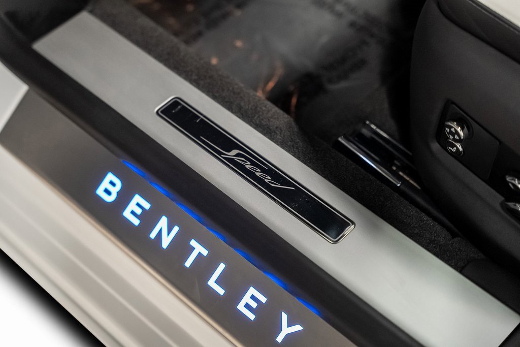 Used 2023 Bentley Flying Spur W12 image 69