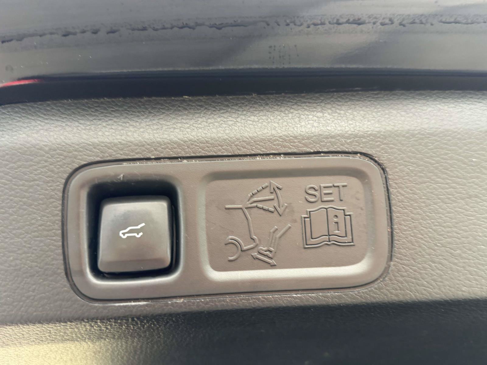Used 2021 Ford Expedition XLT AWD/4WD image 8