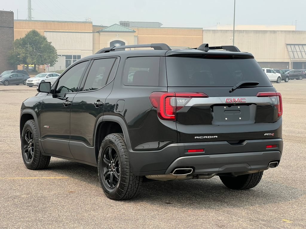 Used 2023 GMC Acadia AT4 w/ Technology Package AWD/4WD image 11