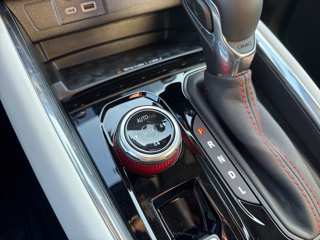 New 2026 GMC Canyon AT4X w/ LPO, Black Badging Package image 34