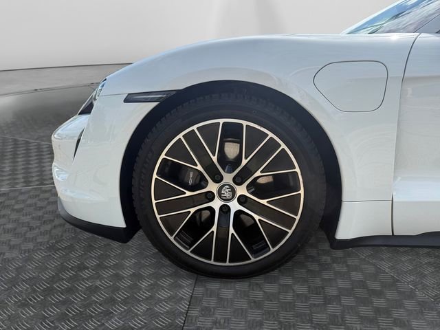Used 2021 Porsche Taycan RWD image 13