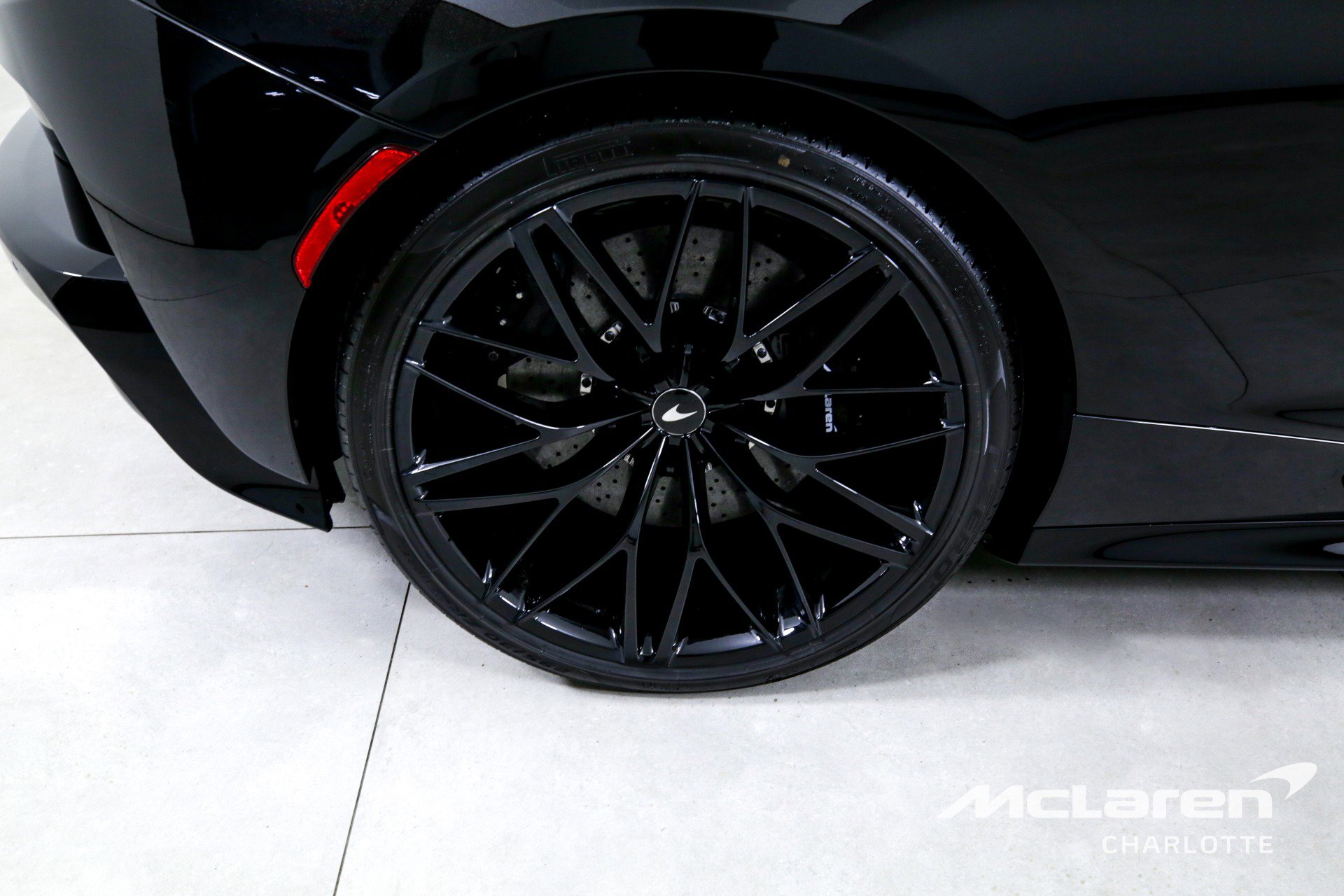 Used 2025 McLaren GTS RWD image 25