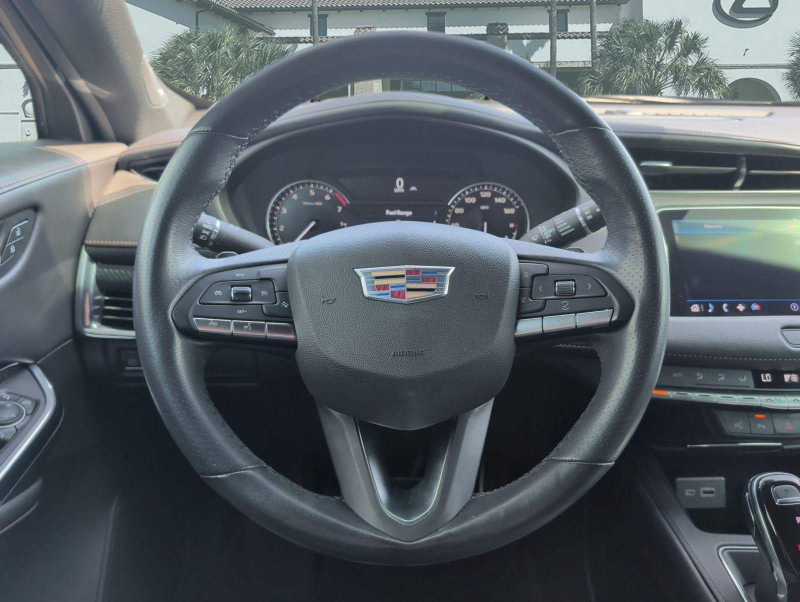 Used 2023 Cadillac XT4 Sport w/ Enhanced Visibility Package FWD image 13