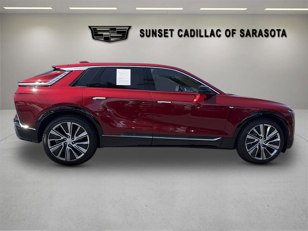 Certified 2025 Cadillac Lyriq Luxury w/ Nappa Leather Package RWD image 2