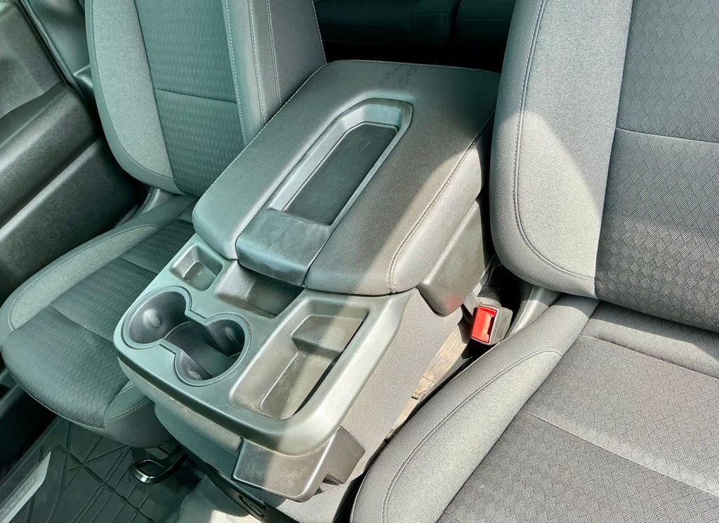 Used 2024 Chevrolet Silverado 2500 Custom w/ Custom Value Package image 36