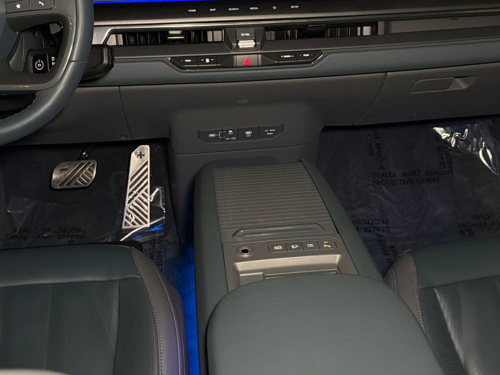Certified 2024 Kia EV9 GT-Line AWD/4WD image 20