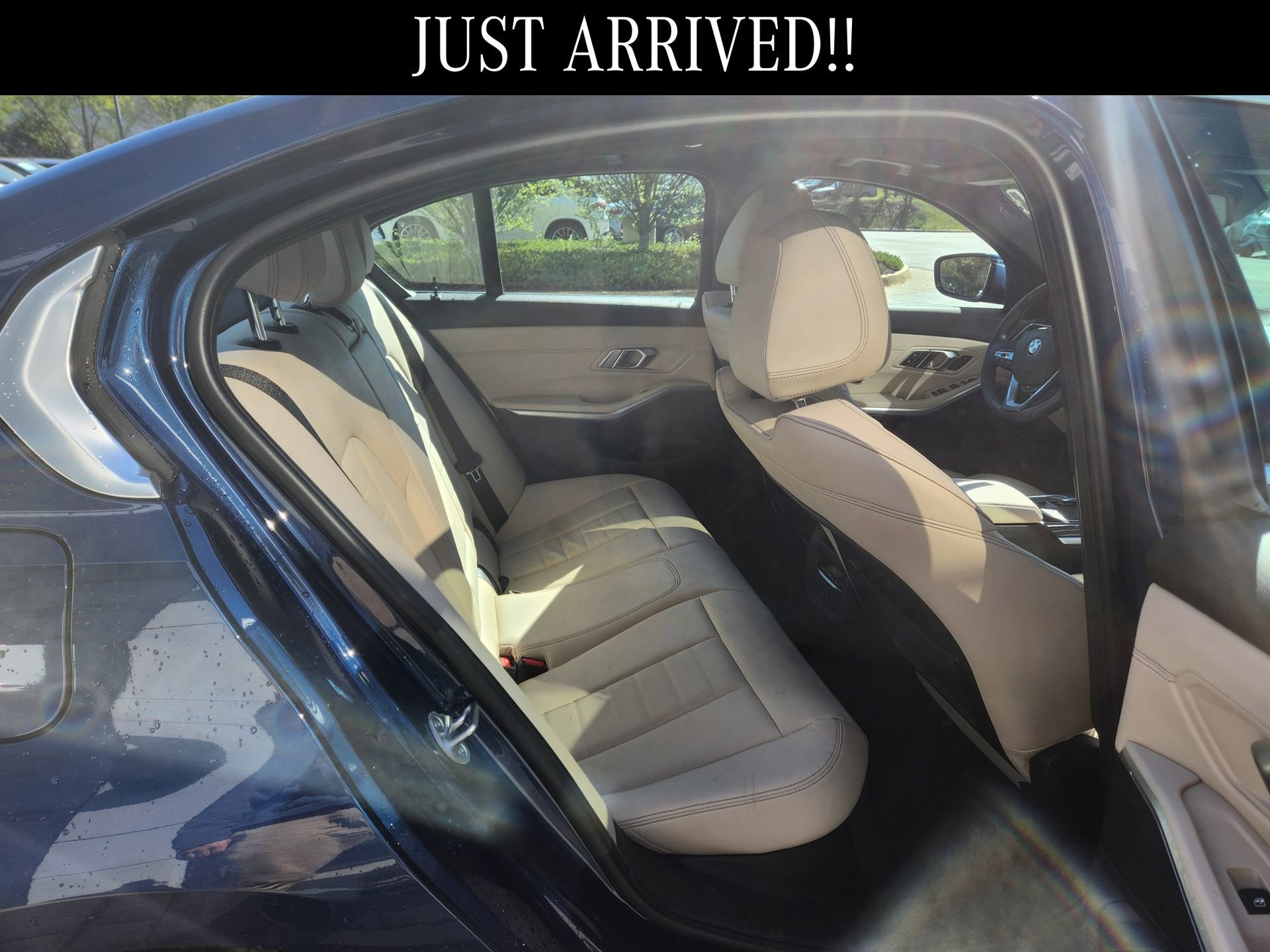 Used 2021 BMW 330i xDrive Sedan w/ Premium Package image 10