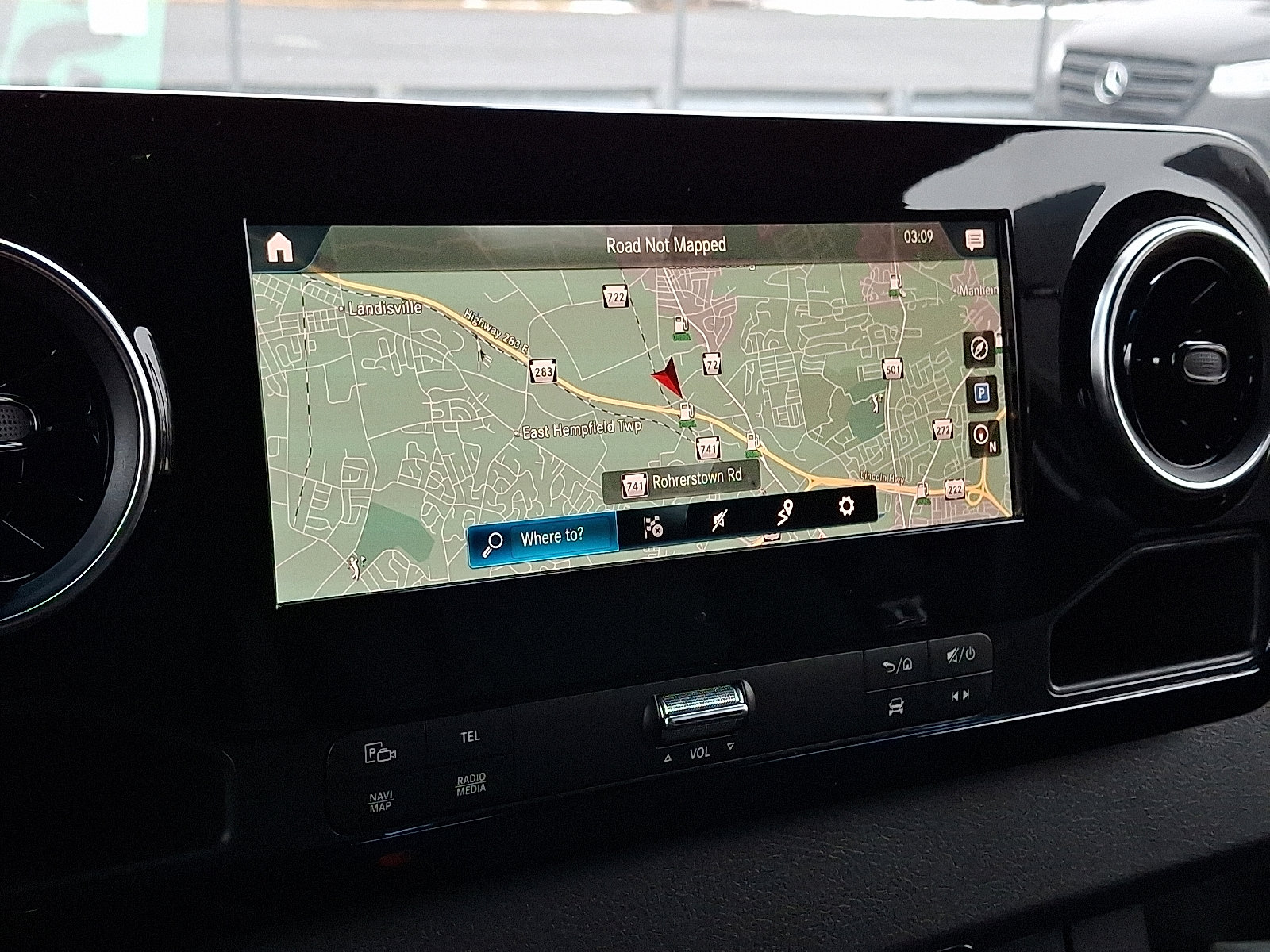 Used 2024 Mercedes-Benz Sprinter 144 Cargo image 23