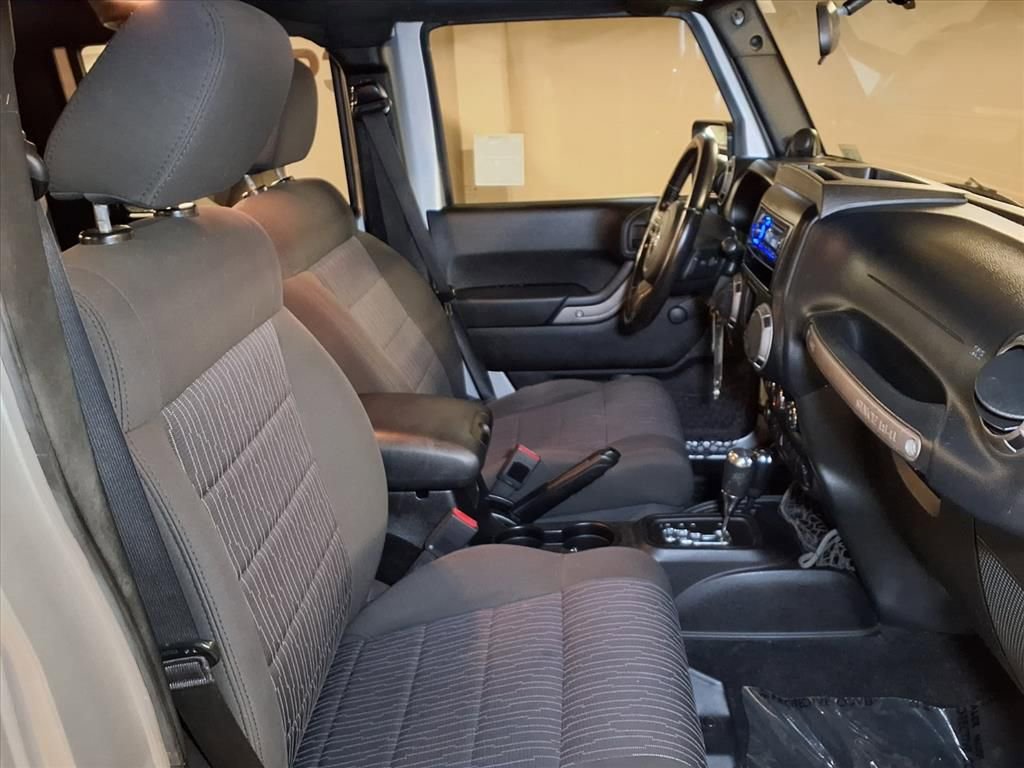 Used 2012 Jeep Wrangler Unlimited Sport w/ Connectivity Group image 20
