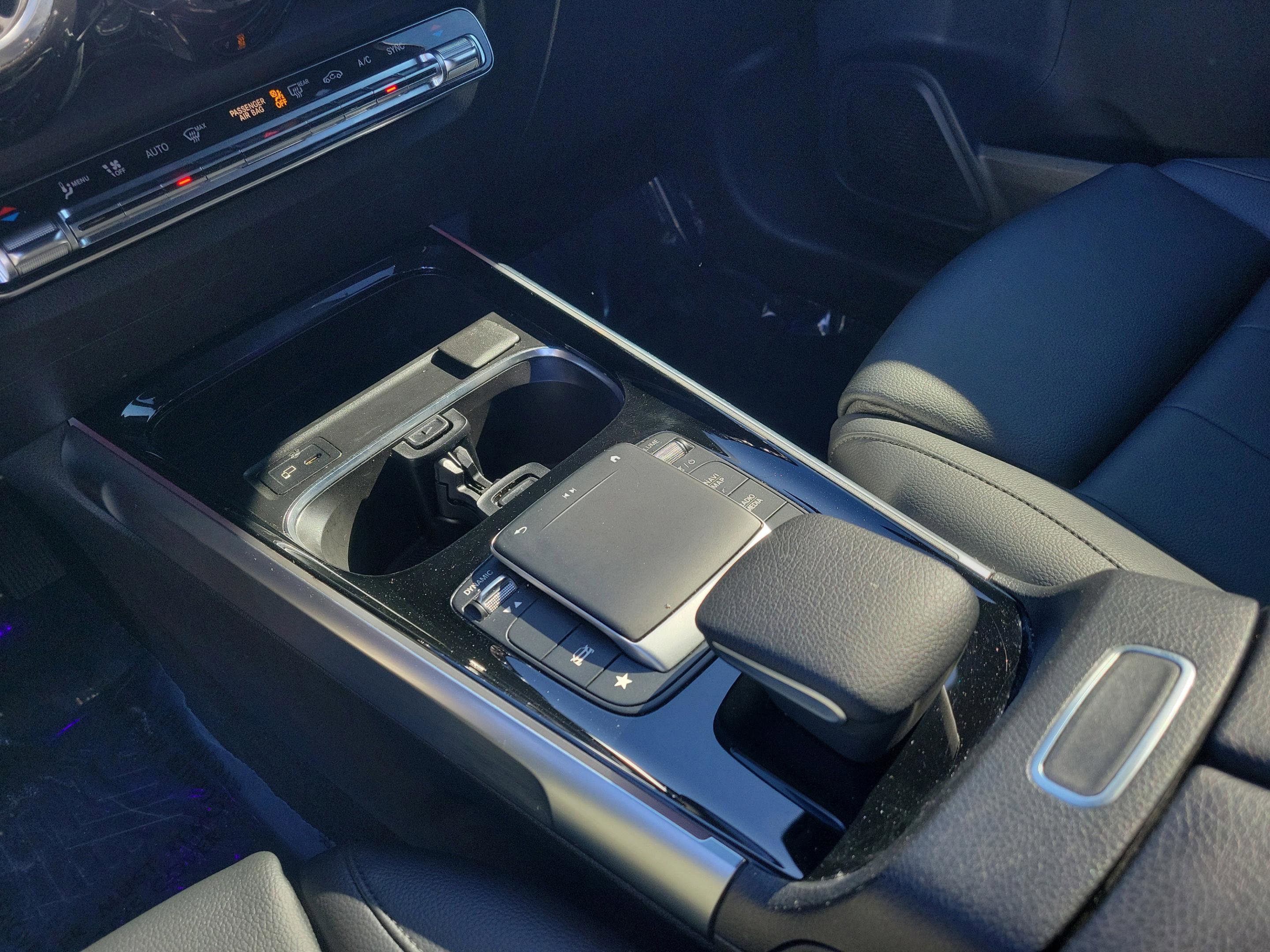 Certified 2021 Mercedes-Benz GLB 250 4MATIC image 19