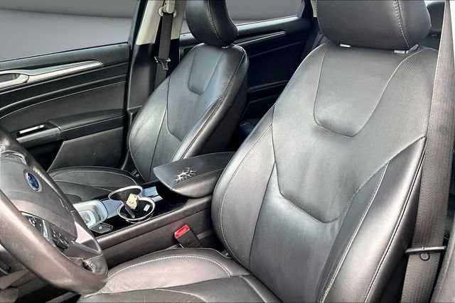 Used 2015 Ford Fusion Titanium FWD image 20