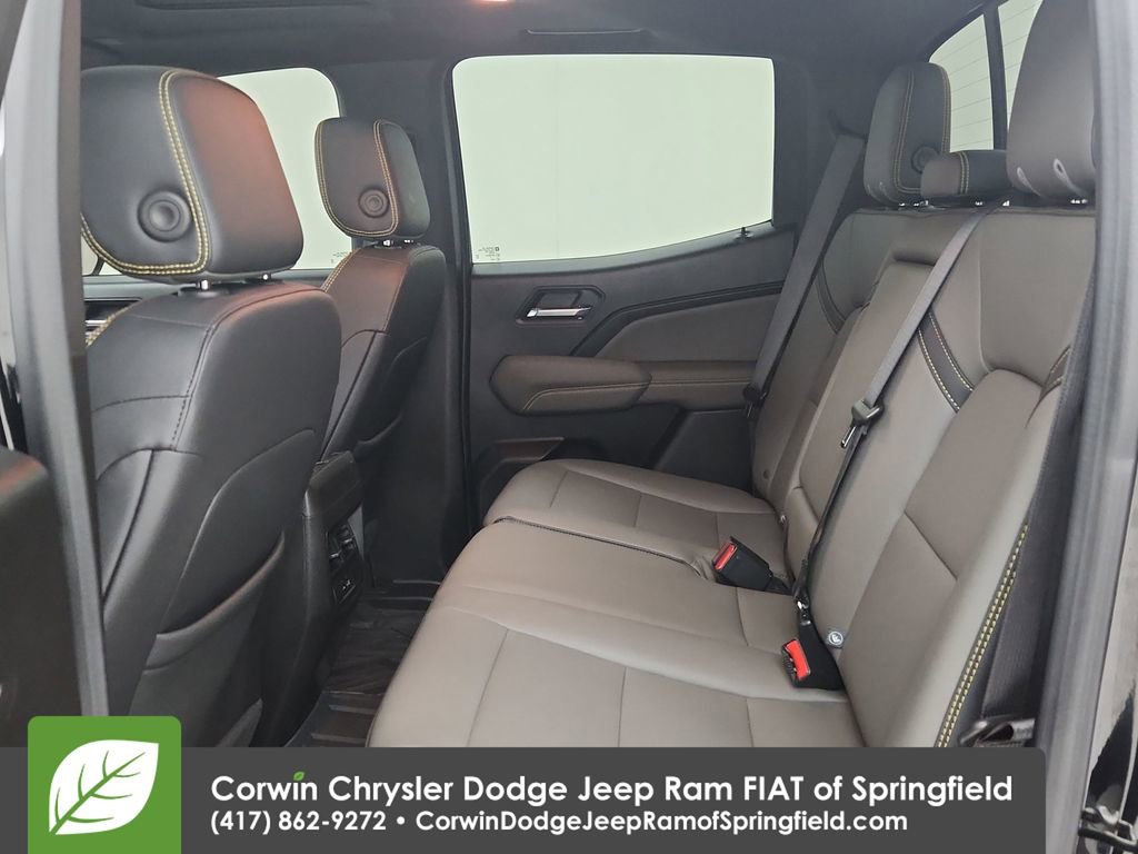 Used 2024 Chevrolet Colorado ZR2 w/ ZR2 Convenience Package III image 31