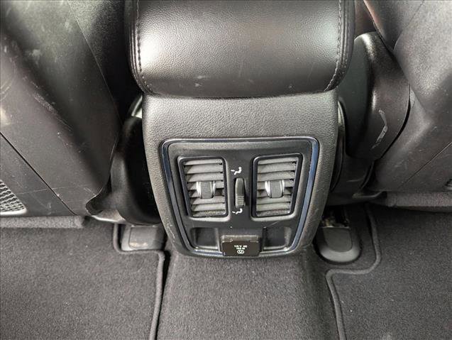 Used 2021 Jeep Grand Cherokee Laredo X AWD/4WD image 17