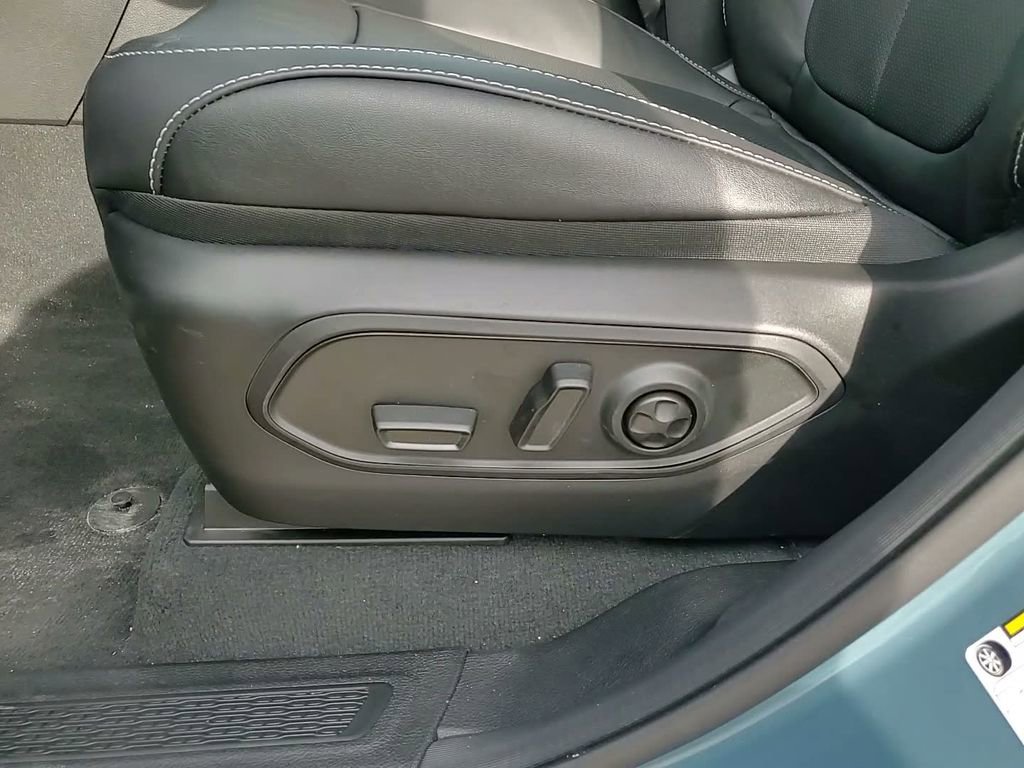 New 2026 Jeep Grand Cherokee L Limited AWD/4WD image 25