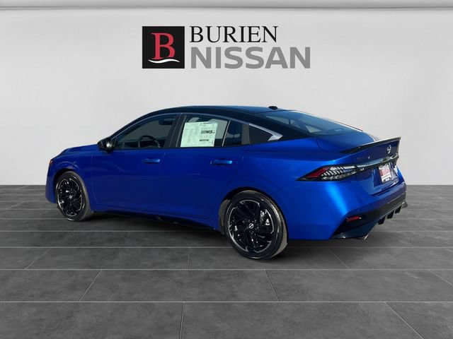 New 2026 Nissan Sentra SR w/ SR Premium Package FWD image 3