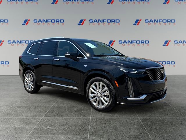 Used 2022 Cadillac XT6 Premium Luxury w/ Technology Package AWD/4WD image 7