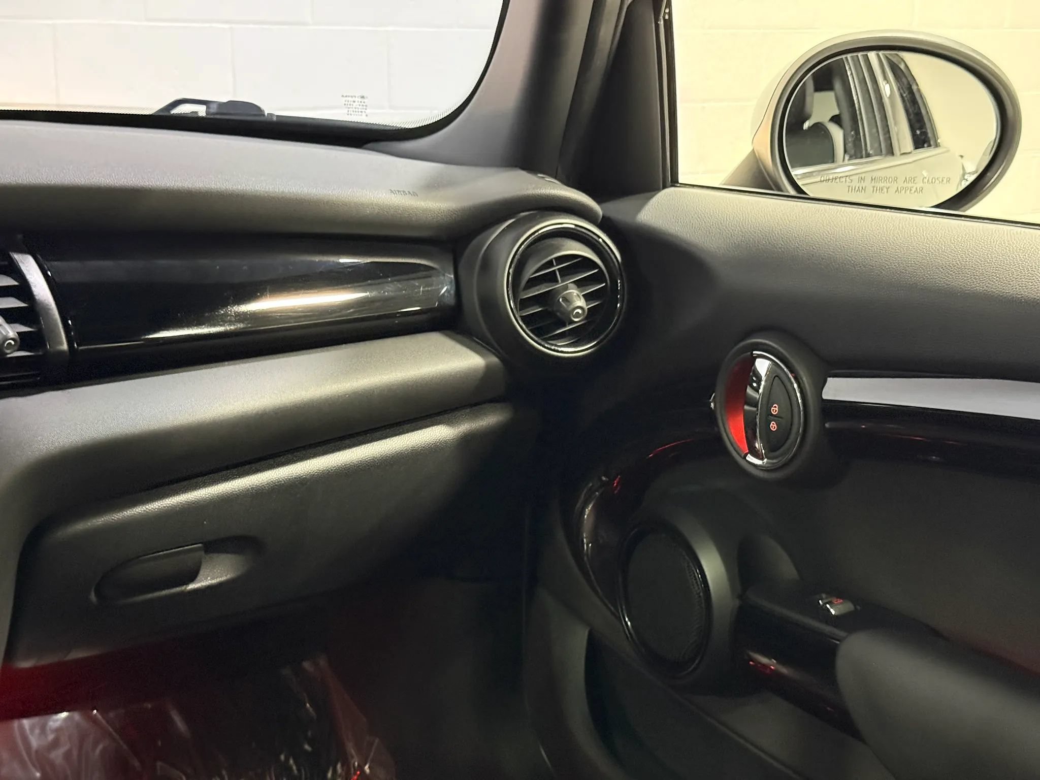 Used 2019 MINI Cooper S w/ Signature Upholstery Package FWD image 40