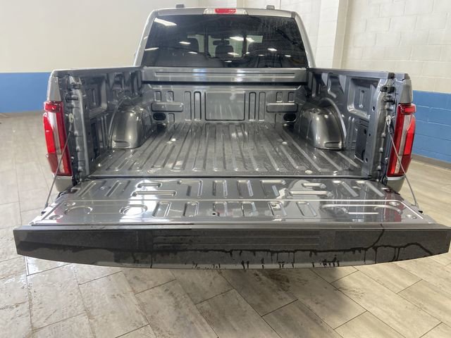 New 2025 Ford F150 Lariat w/ Equipment Group 501A Mid image 15