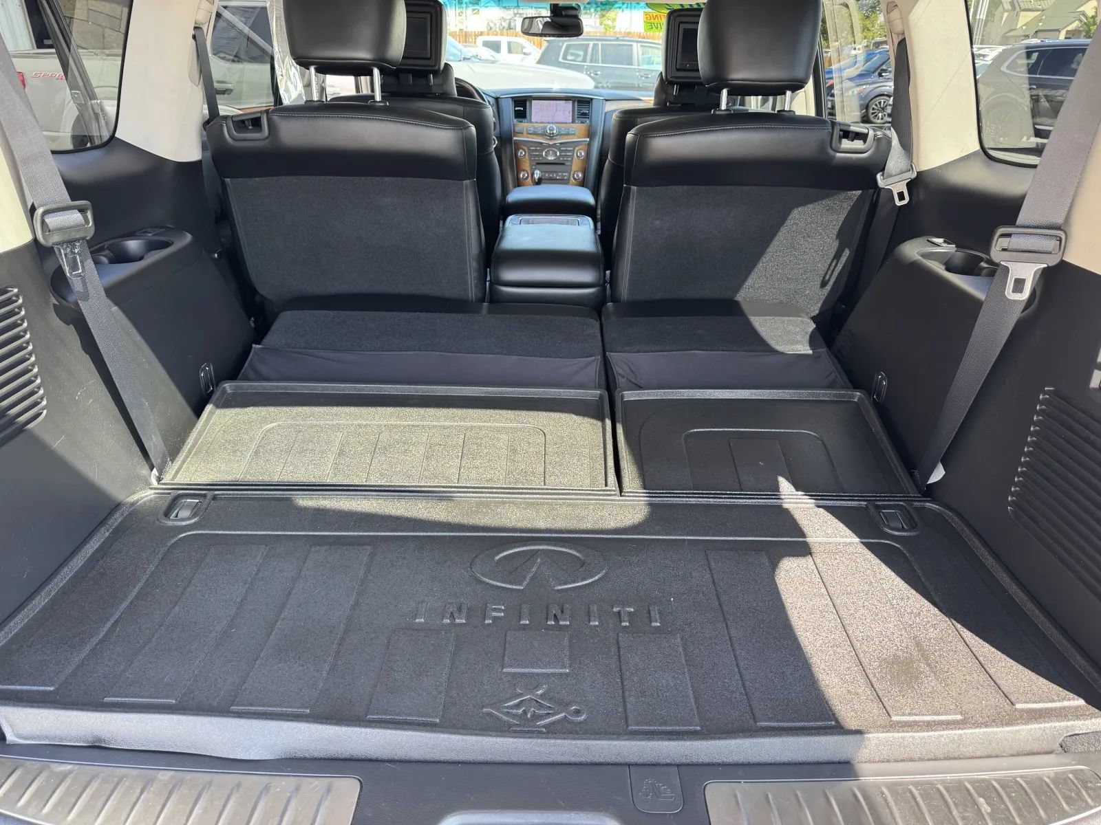 Used 2012 INFINITI QX56 4WD w/ Theater Pkg image 47
