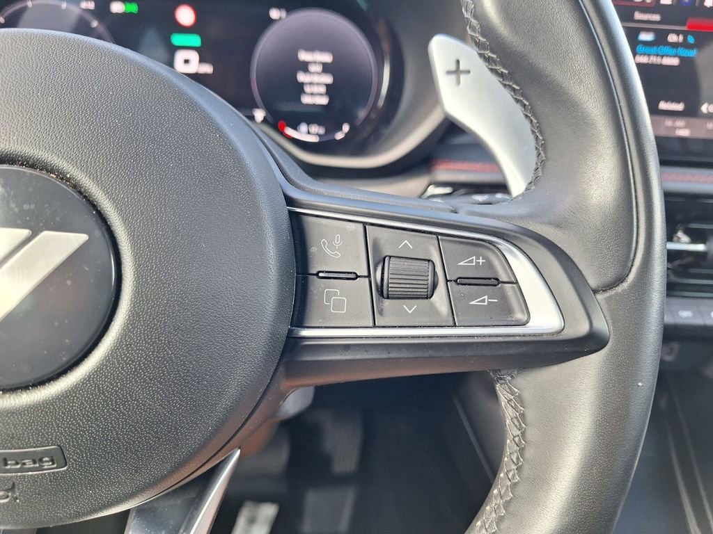 Used 2024 Dodge Hornet R/T Plus w/ Tech Pack Plus w/o Parking image 13