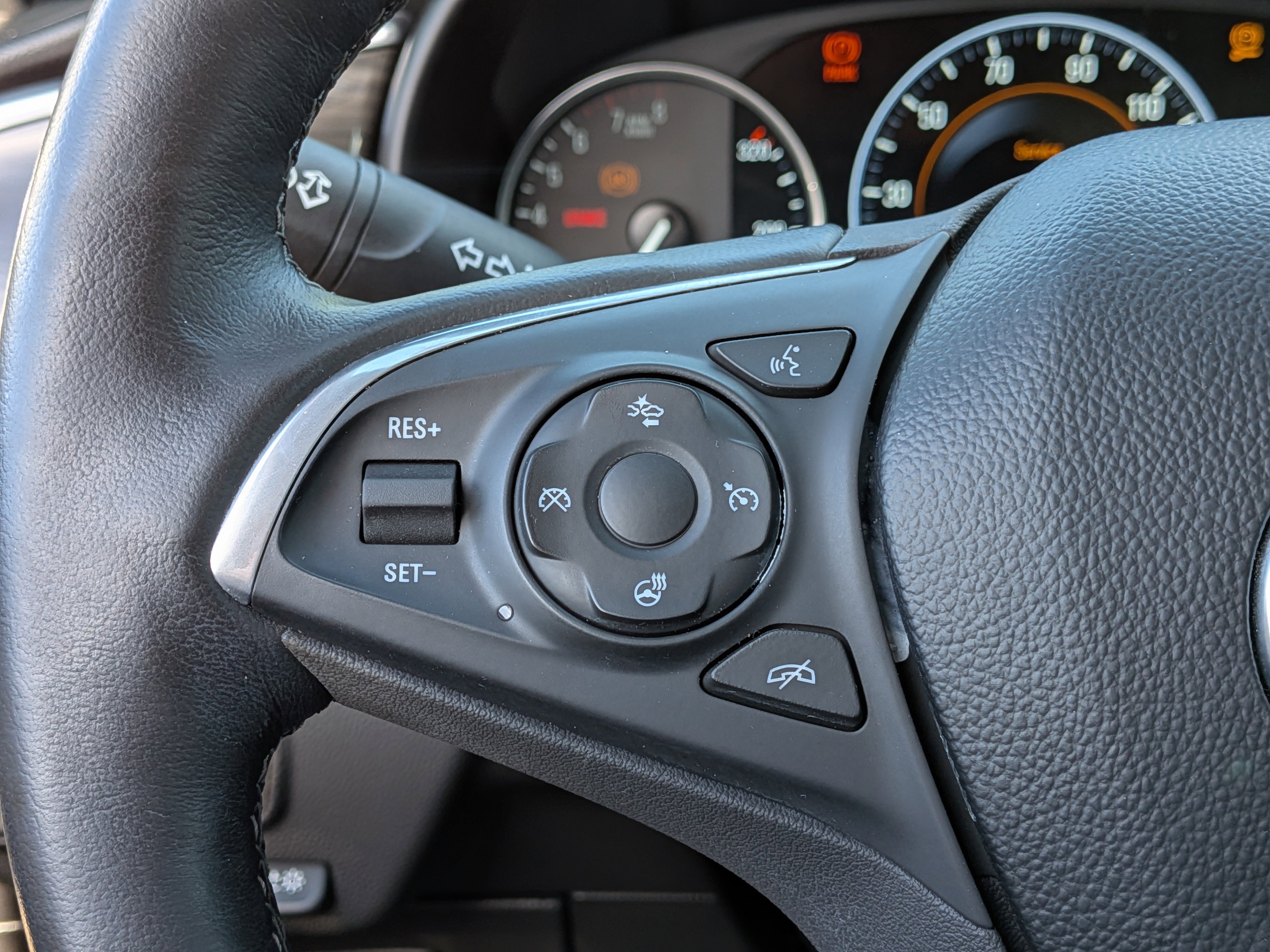 Used 2020 Buick Envision Premium w/ Driver Confidence Package image 25