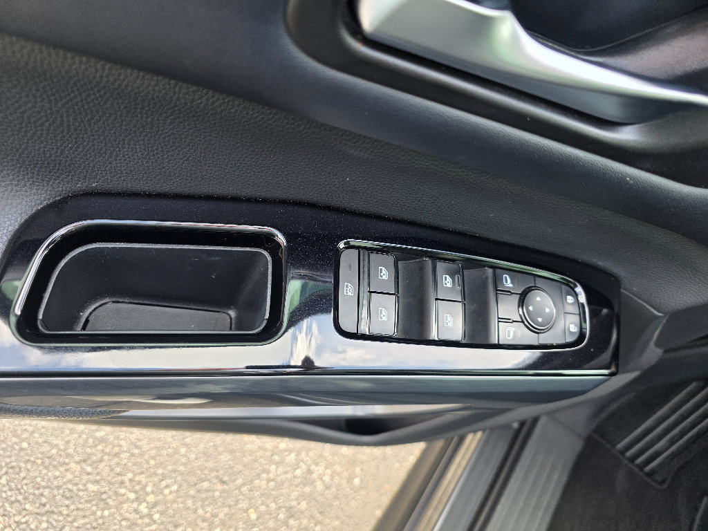 Used 2022 Nissan Pathfinder SL w/ SL Premium Package image 12