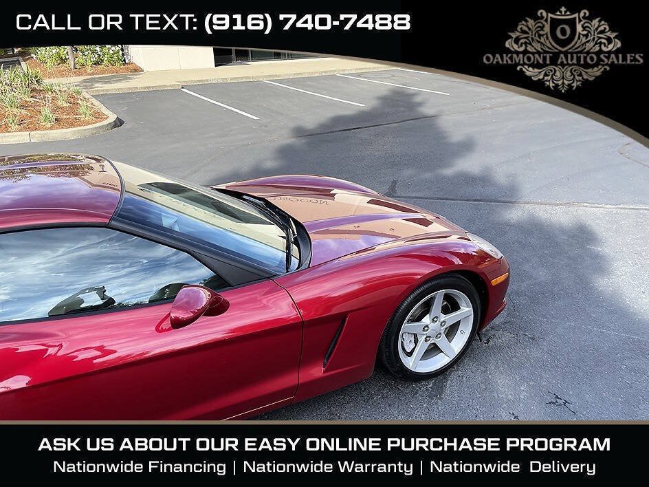 Used 2005 Chevrolet Corvette Coupe w/ Preferred Equipment Group RWD image 15