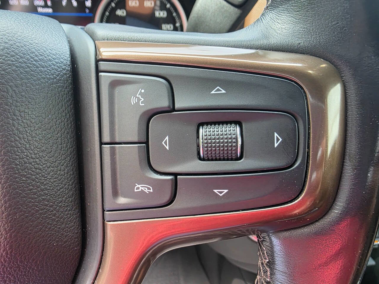 Used 2019 Chevrolet Silverado 1500 High Country w/ Technology Package image 24