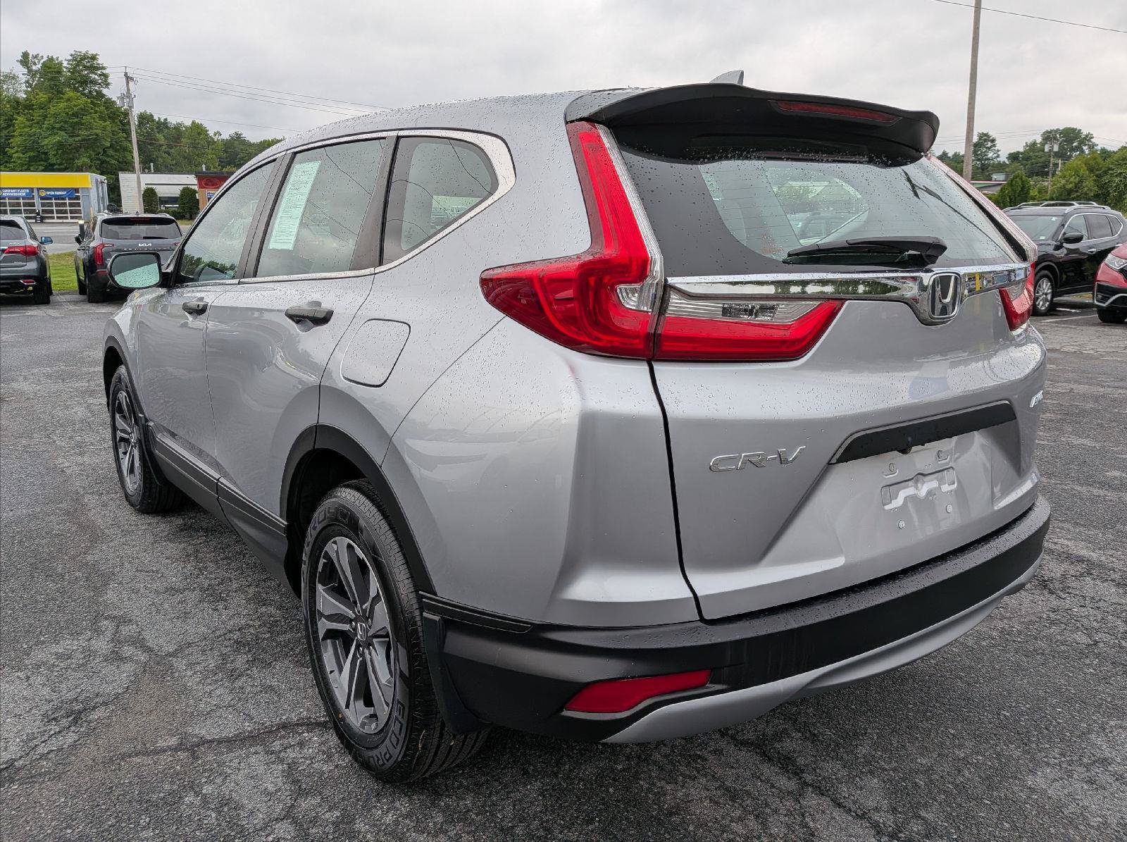 Used 2019 Honda CR-V LX image 8