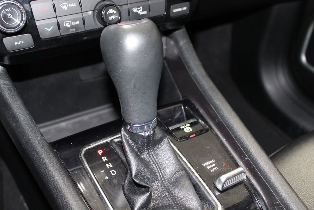 Used 2024 Jeep Compass Latitude image 28