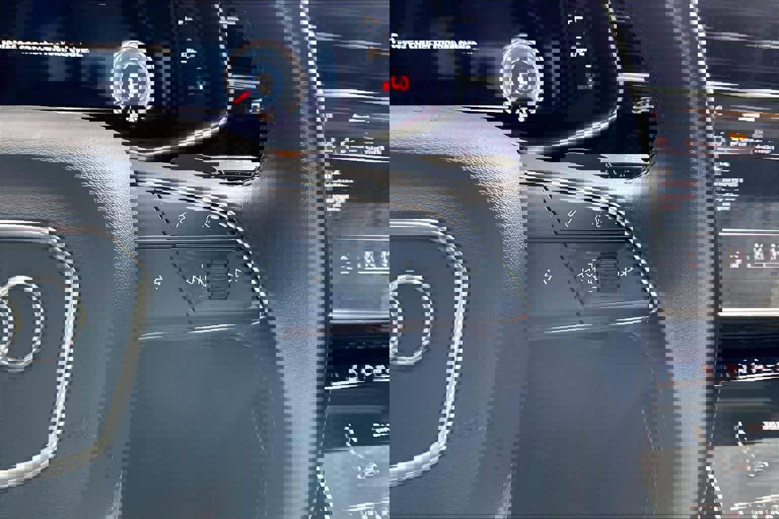 Used 2023 Audi Q7 Premium Plus image 24