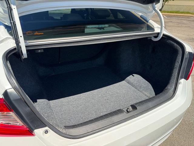 Used 2021 Honda Accord EX-L image 16