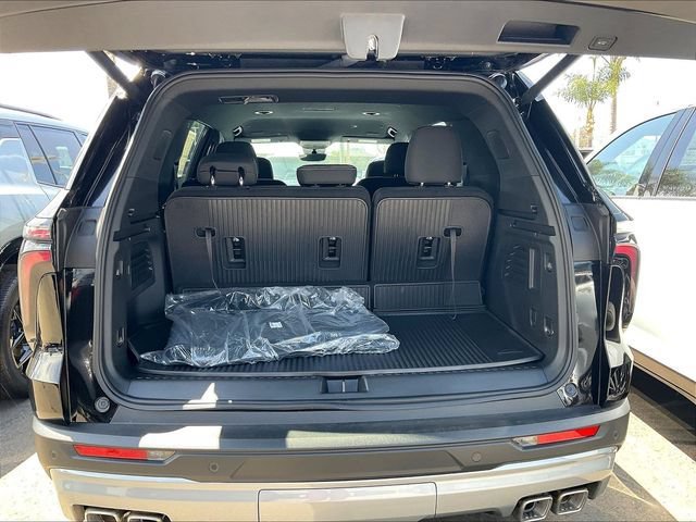New 2026 Chevrolet Traverse LT w/ Driver Confidence Package FWD image 15