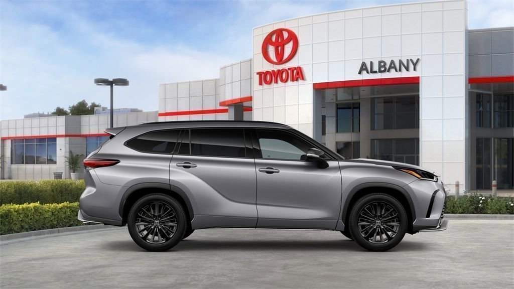 New 2025 Toyota Highlander XSE image 12