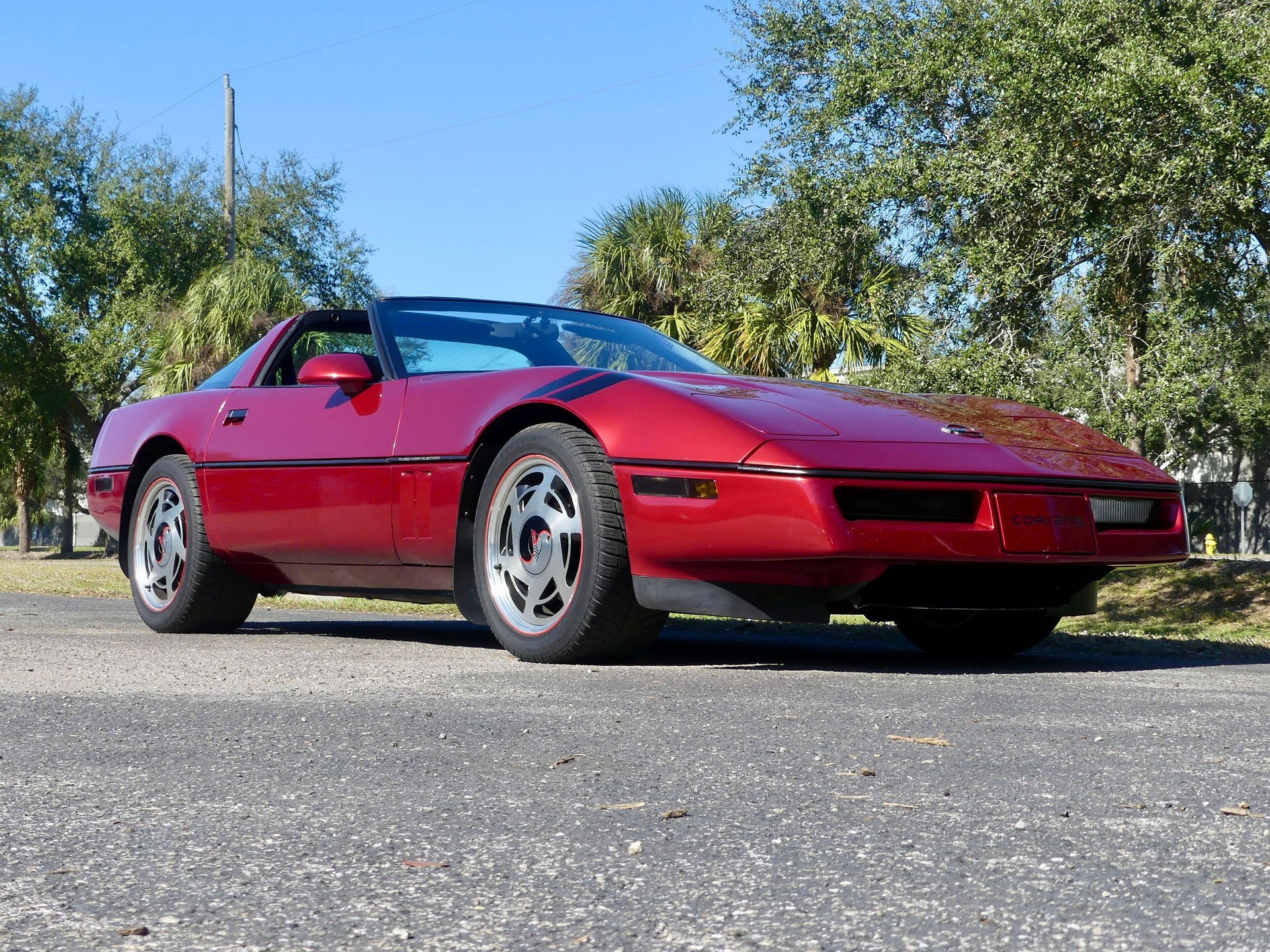 Used 1989 Chevrolet Corvette Coupe RWD image 32