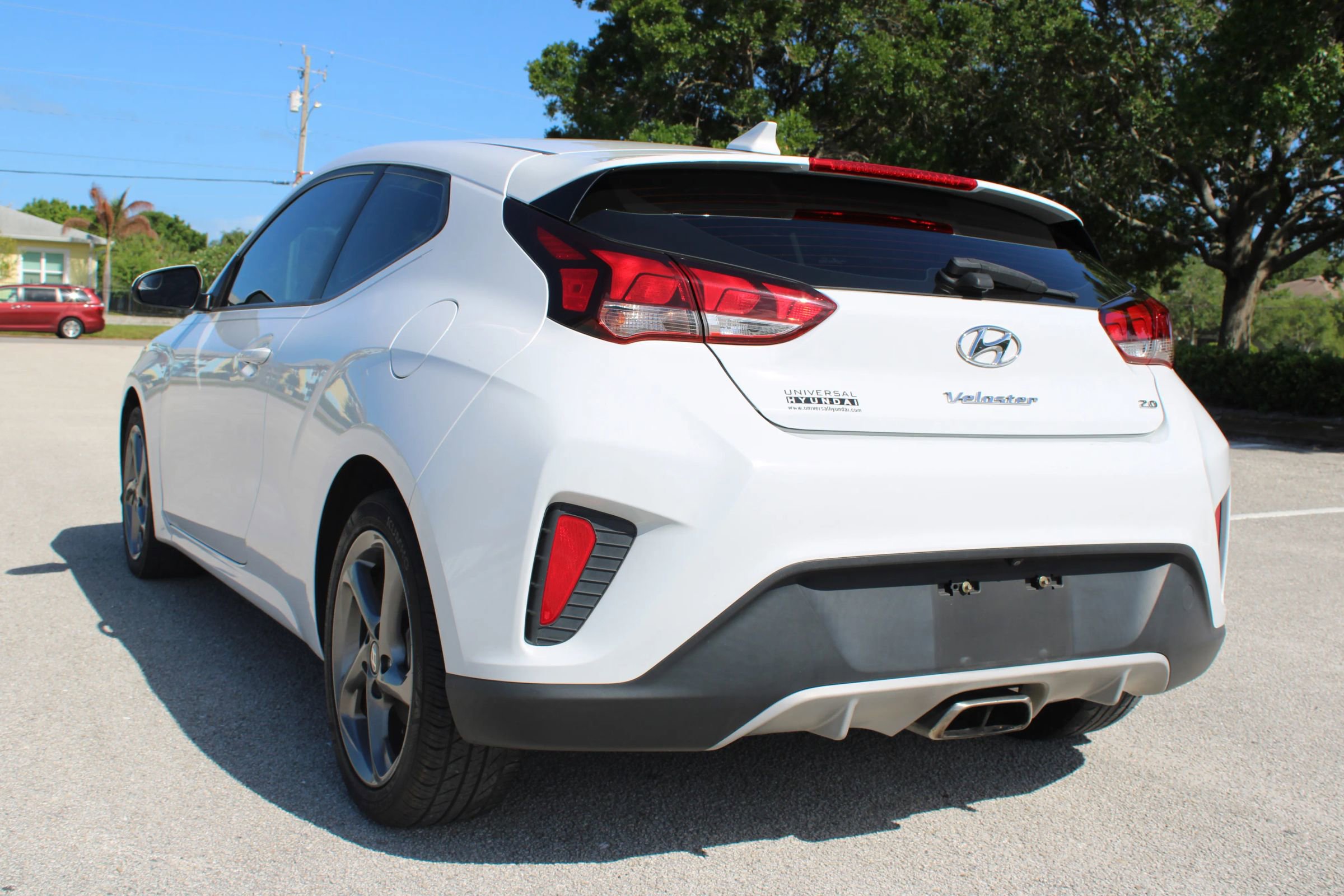 Used 2019 Hyundai Veloster 2.0 image 5