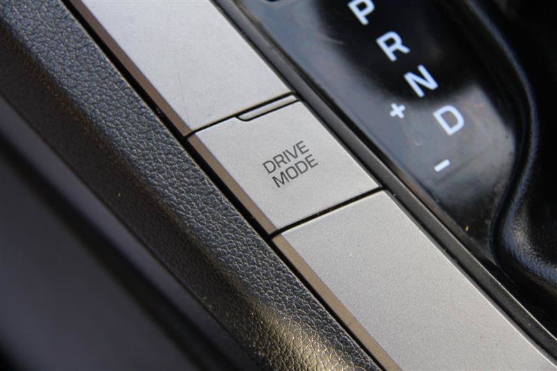 Used 2018 Hyundai Elantra SEL FWD image 33