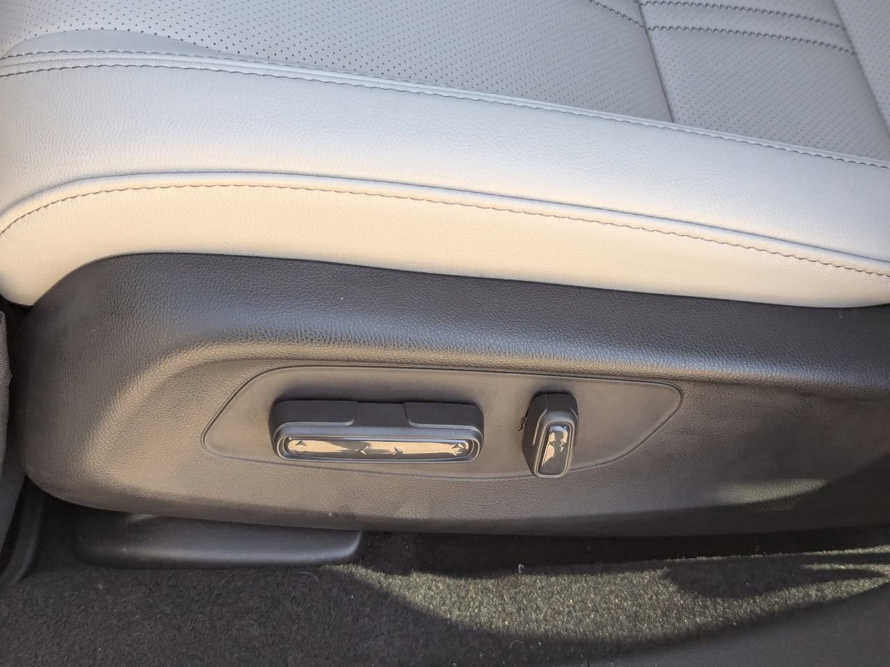 New 2027 Honda HR-V EX-L image 12