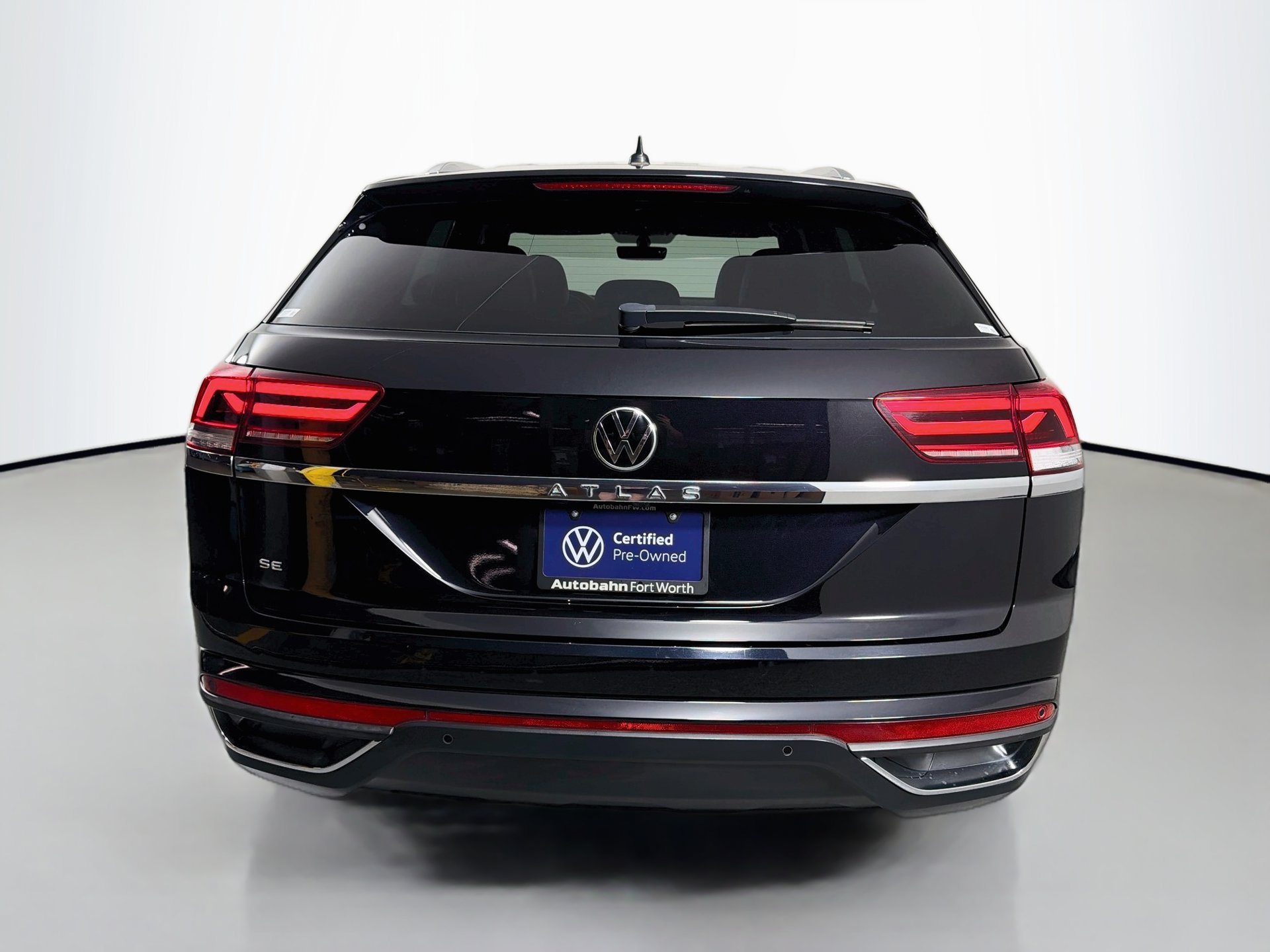 Certified 2023 Volkswagen Atlas Cross Sport SE FWD image 6