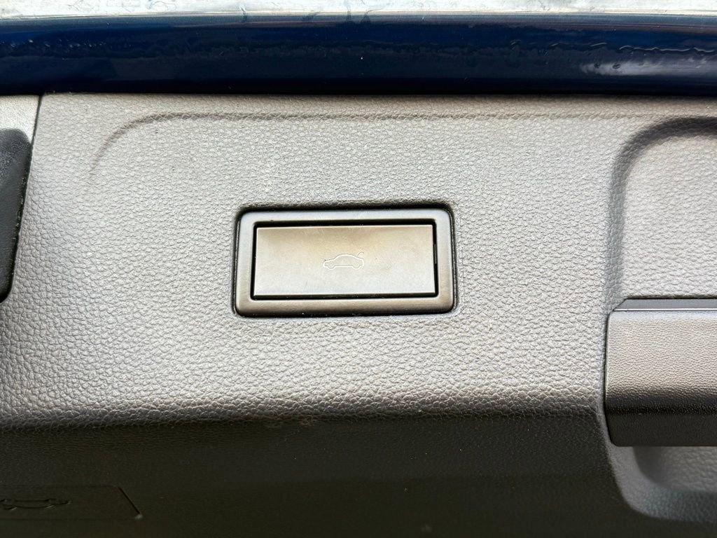 Used 2019 Volkswagen Atlas SEL image 23