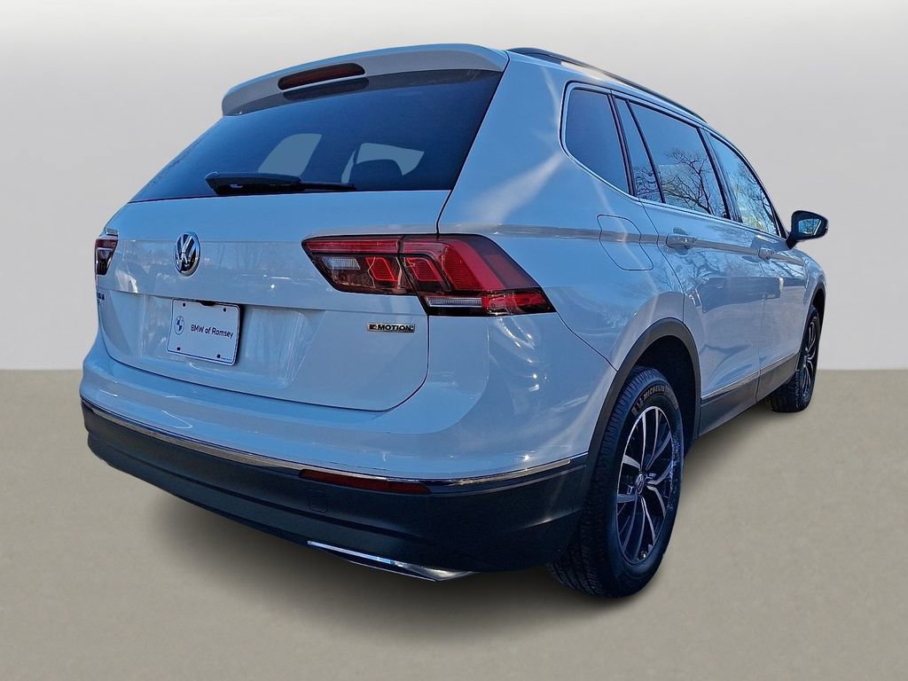Used 2021 Volkswagen Tiguan SE image 4