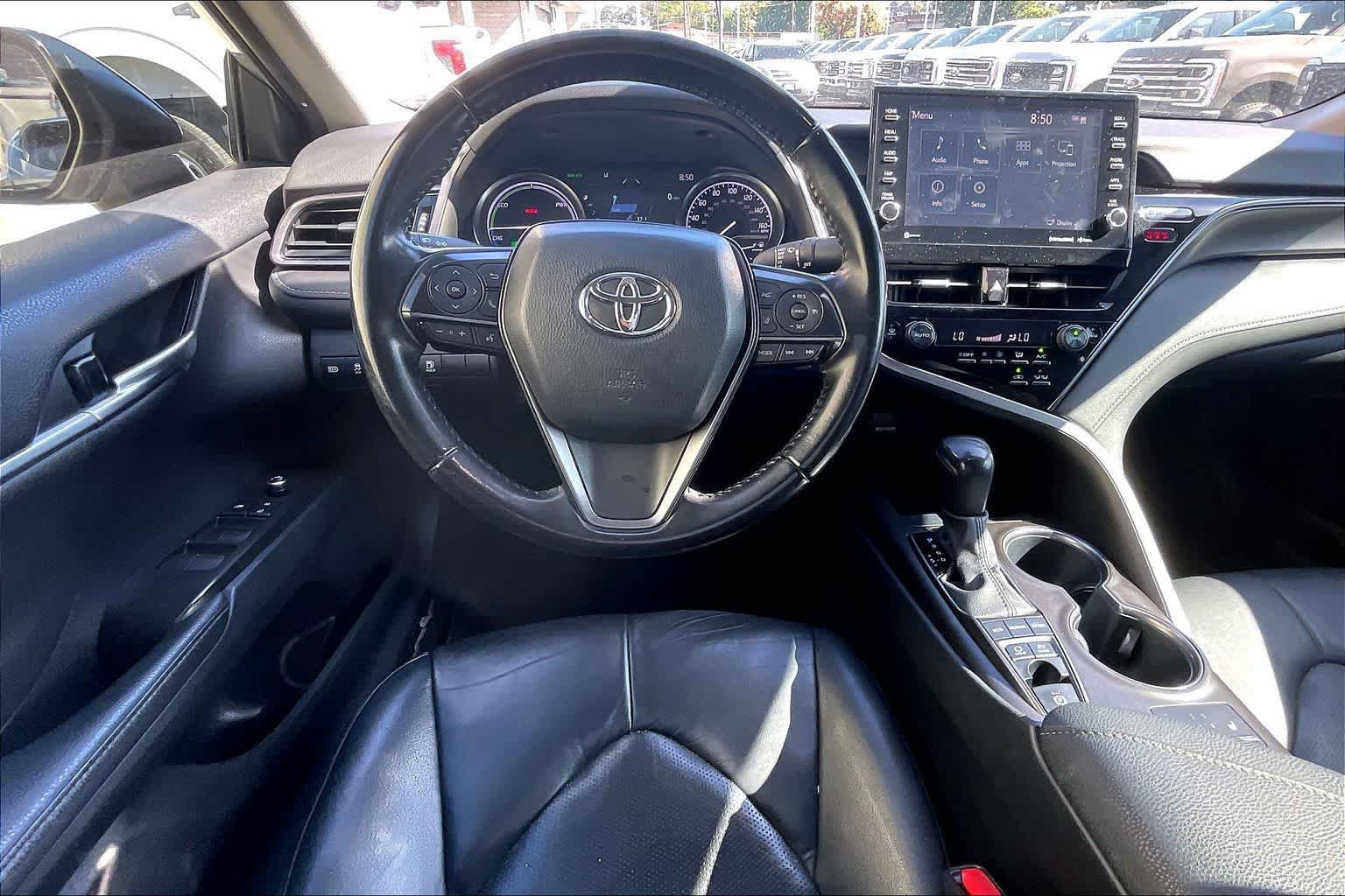 Used 2021 Toyota Camry XSE FWD image 14