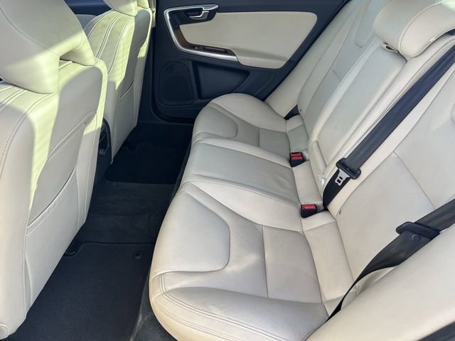 Used 2016 Volvo S60 T5 Premier image 18