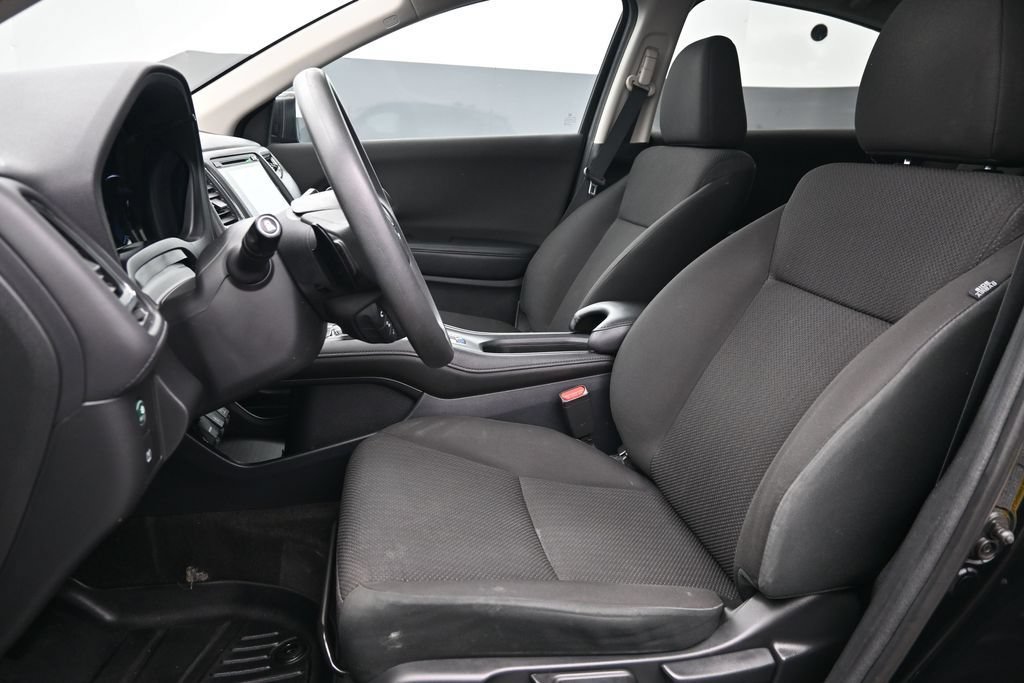 Used 2017 Honda HR-V EX image 10