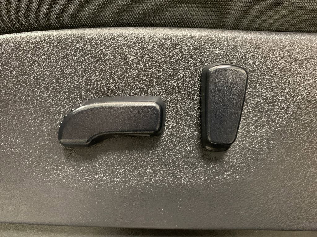 Used 2023 Nissan Frontier PRO-4X w/ Pro Convenience Package image 5