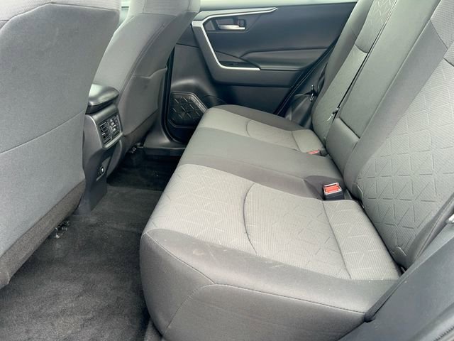 Used 2021 Toyota RAV4 XLE image 13
