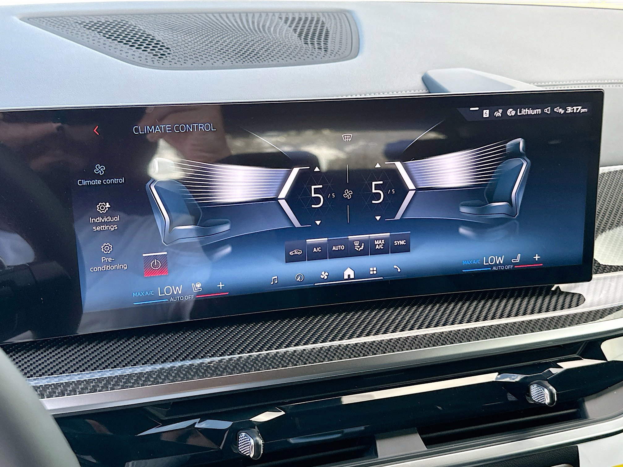 Used 2026 BMW X5 M60i image 13