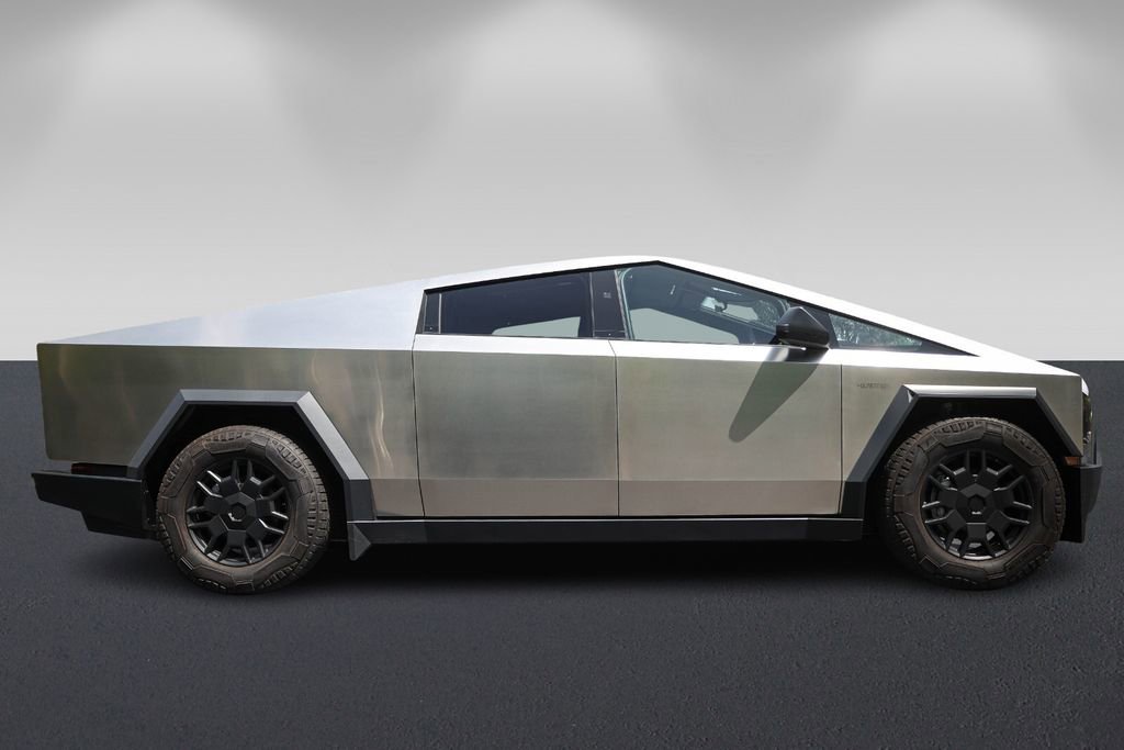 Used 2024 Tesla Cybertruck AWD Crew Cab image 2