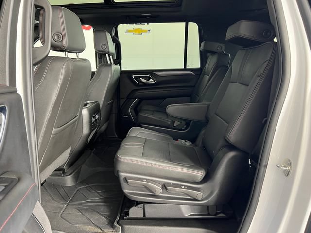 Used 2024 Chevrolet Suburban RST w/ Luxury Package RWD image 24
